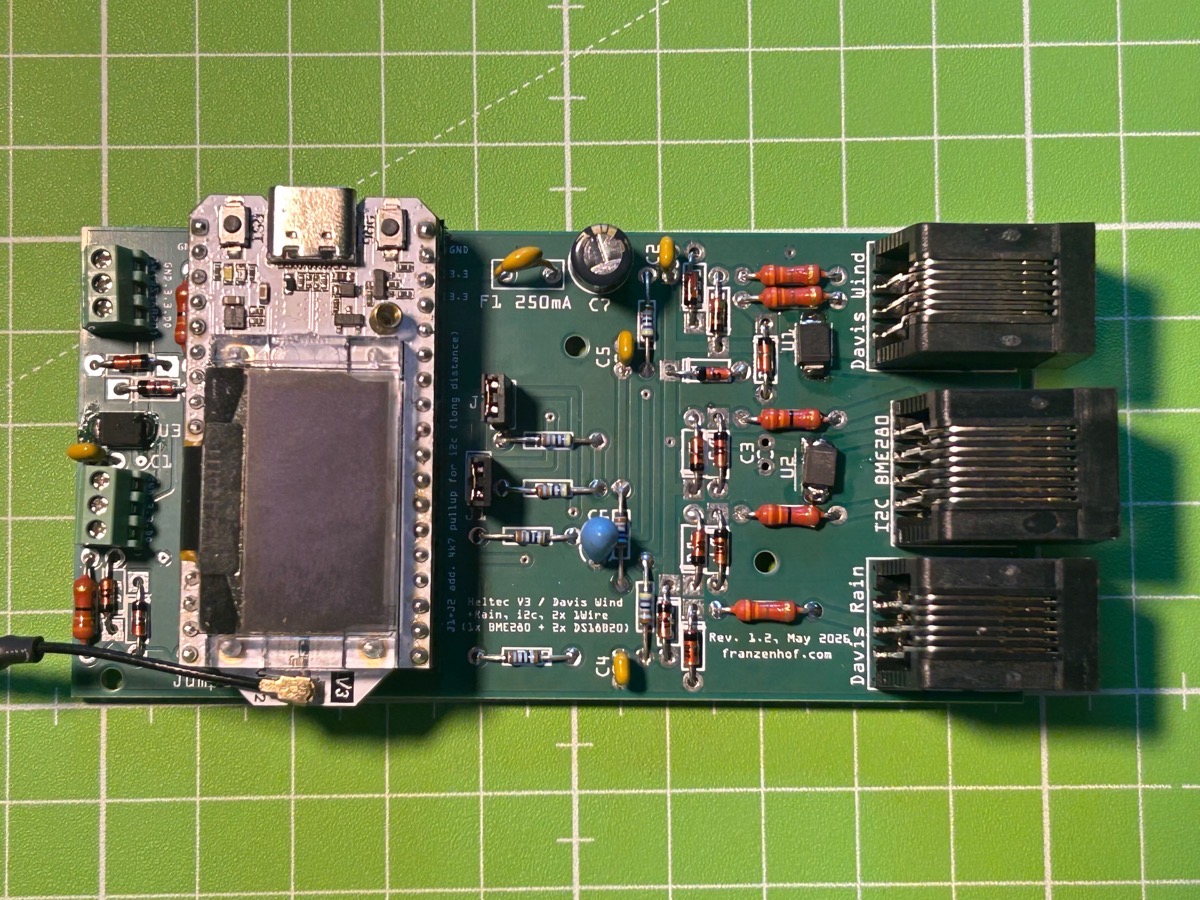 Selbst entwickelte Platine mit Heltec WiFi LoRa 32 V3, BME280 und Anschlüssen für die Davis-Sensoren